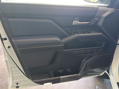 New 2026 Toyota 4Runner 4WD image 15