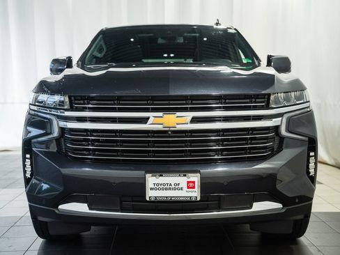 Used 2023 Chevrolet Tahoe LT w/ Luxury Package AWD/4WD image 2