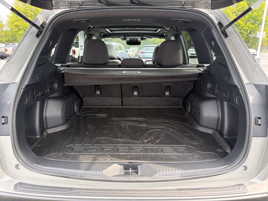 Used 2025 Subaru Forester Premium w/ Convenience Package #1 AWD/4WD image 21