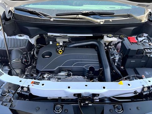New 2026 Chevrolet Equinox RS w/ Convenience Package III FWD image 7