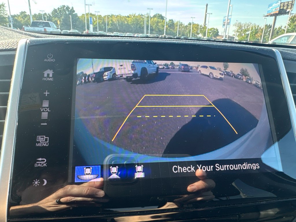 Used 2018 Honda Pilot Touring image 34