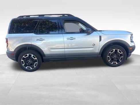 Used 2022 Ford Bronco Sport Outer Banks image 8