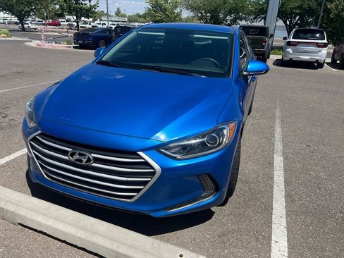 Used 2018 Hyundai Elantra Value Edition FWD image 3