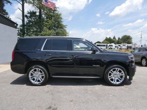 Used 2019 Chevrolet Tahoe LT AWD/4WD image 4