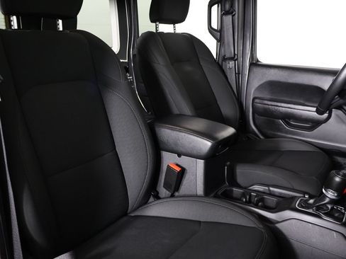 Used 2023 Jeep Wrangler Unlimited Sport AWD/4WD image 27