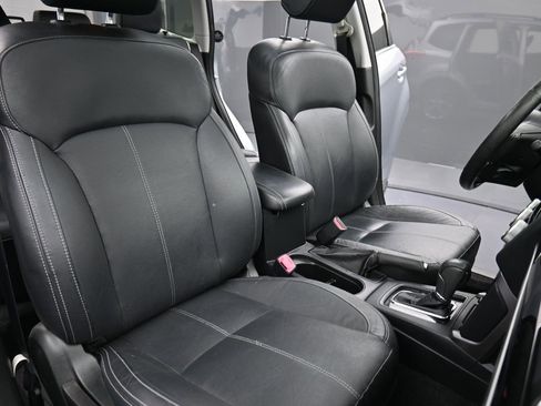 Used 2017 Subaru Forester 2.5i Touring w/ Popular Package #2 image 20