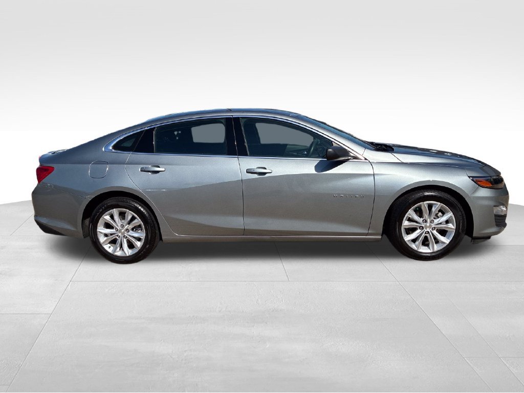 Used 2025 Chevrolet Malibu LT FWD image 7