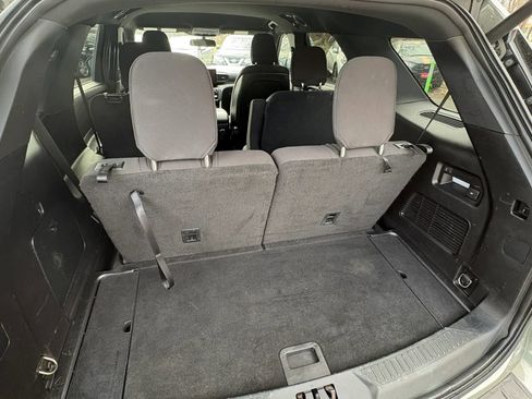 Used 2020 Ford Explorer XLT image 28