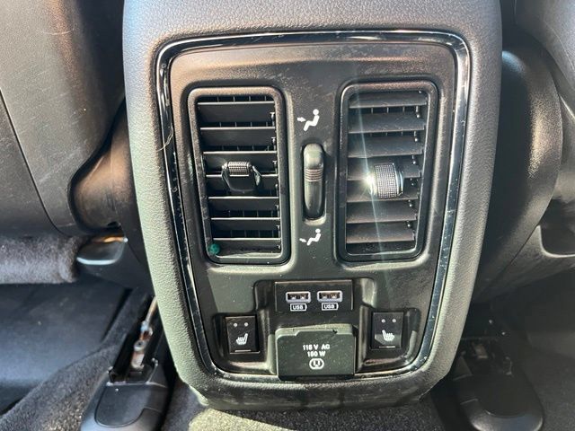 Certified 2019 Jeep Grand Cherokee Limited w/ Luxury Group II AWD/4WD image 21