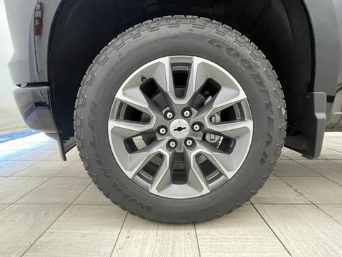New 2026 Chevrolet Silverado 1500 RST w/ Convenience Package II AWD/4WD image 8
