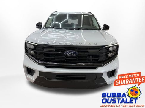 New 2026 Ford Expedition Active image 8