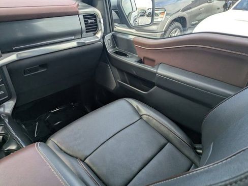 Used 2023 Ford F150 Lariat image 14