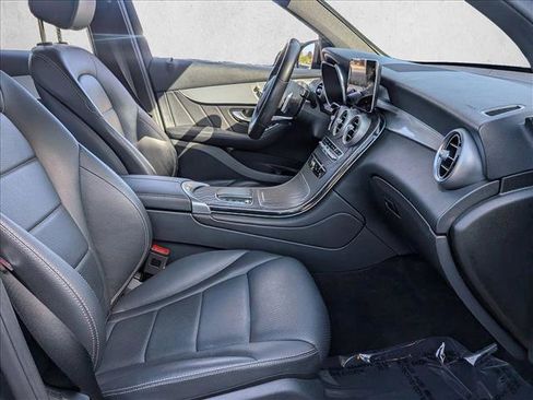 Used 2021 Mercedes-Benz GLC 300 image 20