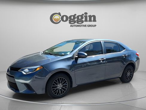 Used 2014 Toyota Corolla LE image 1