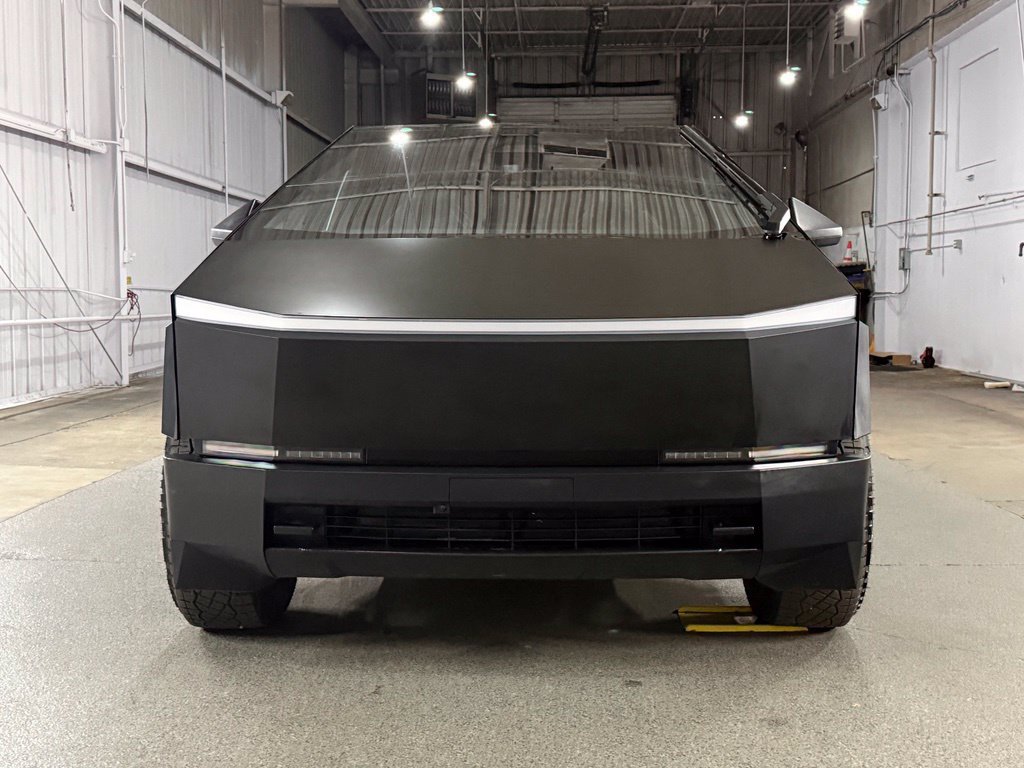 Used 2024 Tesla Cybertruck Cyberbeast AWD/4WD image 3