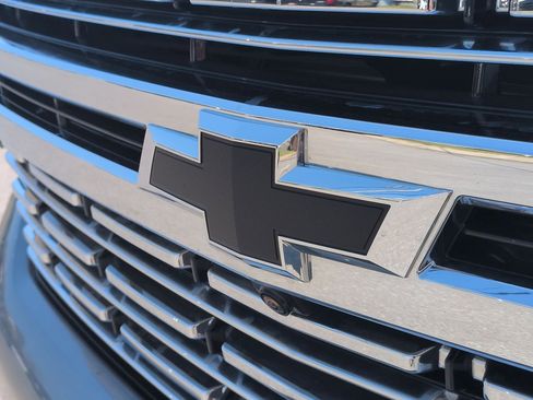 Used 2023 Chevrolet Tahoe Premier image 32