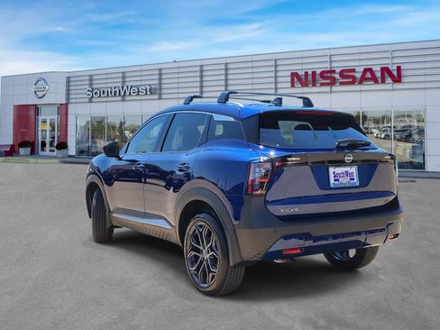 New 2026 Nissan Kicks SR image 7