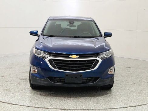 Used 2020 Chevrolet Equinox LT w/ Driver Convenience Package image 2