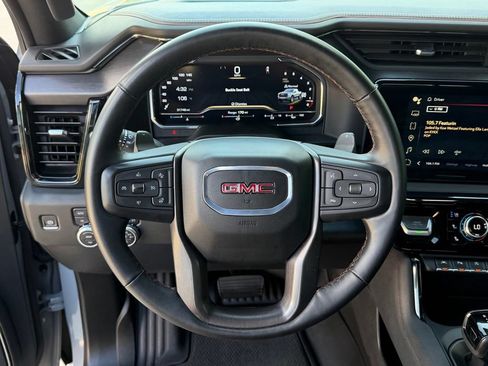 Used 2024 GMC Sierra 1500 AT4 w/ Technology Package AWD/4WD image 32