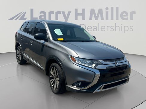 Used 2019 Mitsubishi Outlander ES FWD image 8