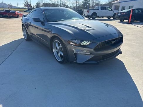 Used 2022 Ford Mustang Coupe w/ Equipment Group 101A image 5