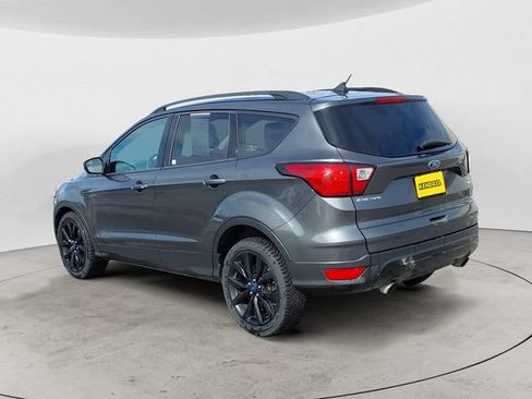 Used 2019 Ford Escape SE AWD/4WD image 3