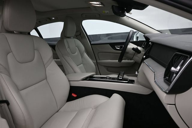 Used 2023 Volvo S60 B5 Ultimate w/ Climate Package FWD image 33