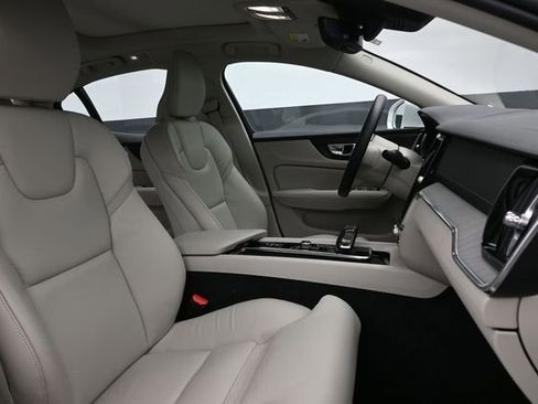 Used 2023 Volvo S60 B5 Ultimate w/ Climate Package FWD image 33