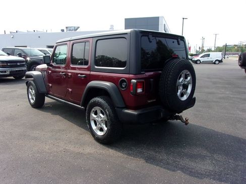 Used 2021 Jeep Wrangler Unlimited Sport AWD/4WD image 3