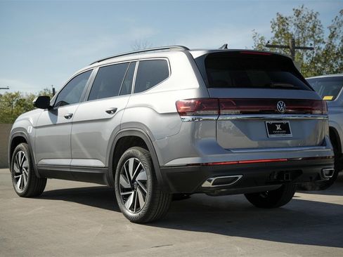 New 2026 Volkswagen Atlas SE image 4
