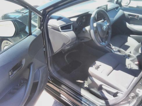 Used 2024 Toyota Corolla LE FWD image 3