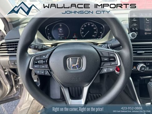 Used 2018 Honda Accord EX image 28