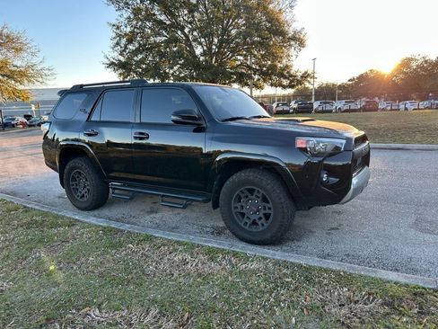 Used 2024 Toyota 4Runner TRD Off-Road Premium w/ Moonroof Package image 7