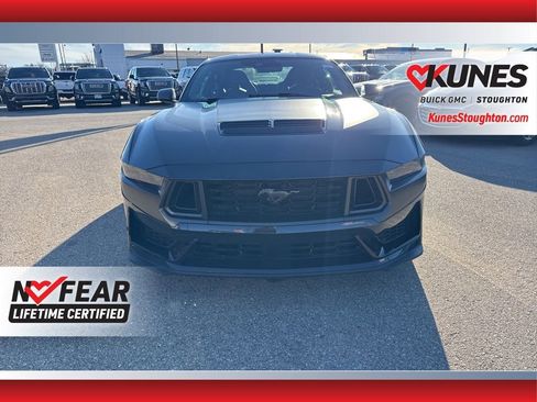 Used 2024 Ford Mustang Dark Horse image 5