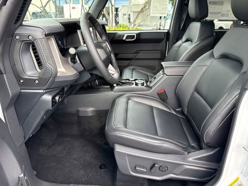 New 2025 Ford Bronco Outer Banks image 21