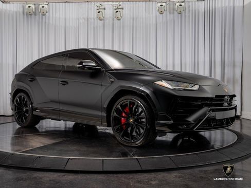 Used 2024 Lamborghini Urus S image 18