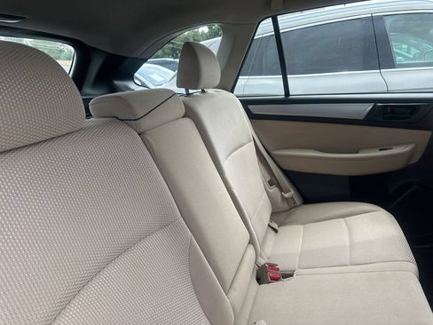 Used 2019 Subaru Outback 2.5i AWD/4WD image 37
