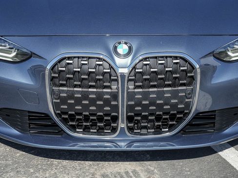 Used 2024 BMW 430i xDrive Coupe w/ Premium Package AWD/4WD image 7