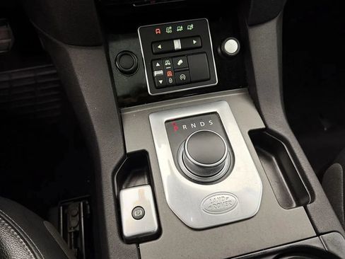 Used 2016 Land Rover LR4 HSE Silver Edition AWD/4WD image 27