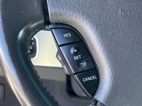 Used 2002 Ford Thunderbird image 21