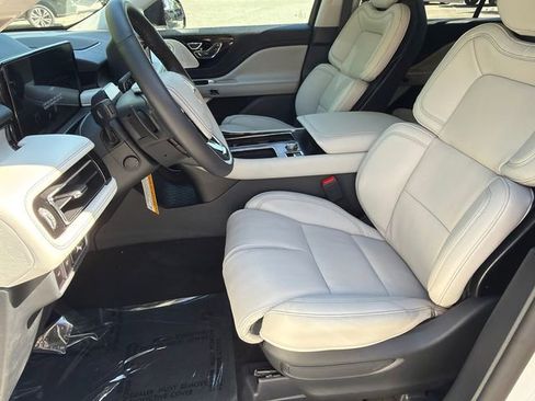 New 2026 Lincoln Aviator Reserve image 10