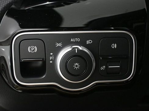 New 2026 Mercedes-Benz CLA 250 image 9