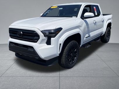 New 2025 Toyota Tacoma SR5