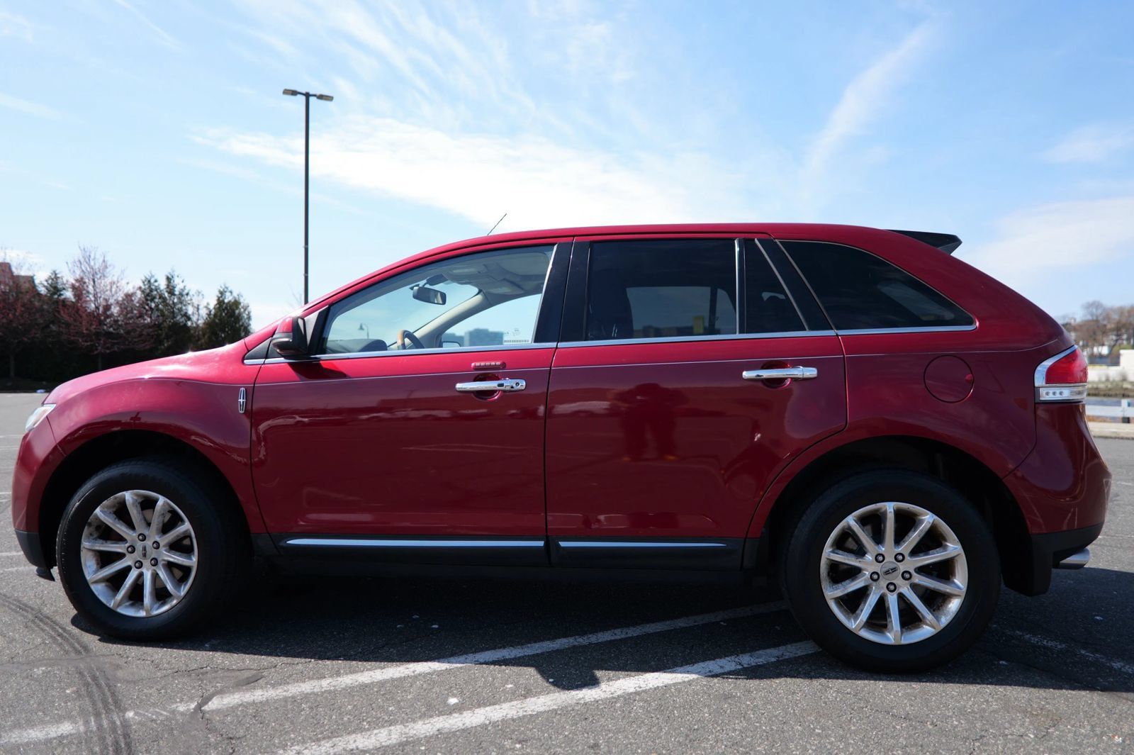 Used 2013 Lincoln MKX AWD image 5
