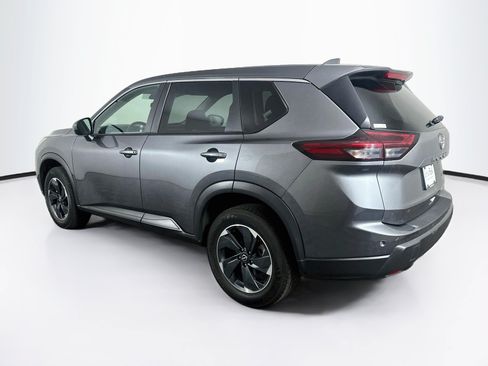 Used 2025 Nissan Rogue SV AWD/4WD image 5