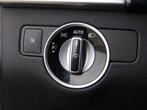 Used 2018 Mercedes-Benz GLE 350 4MATIC image 27