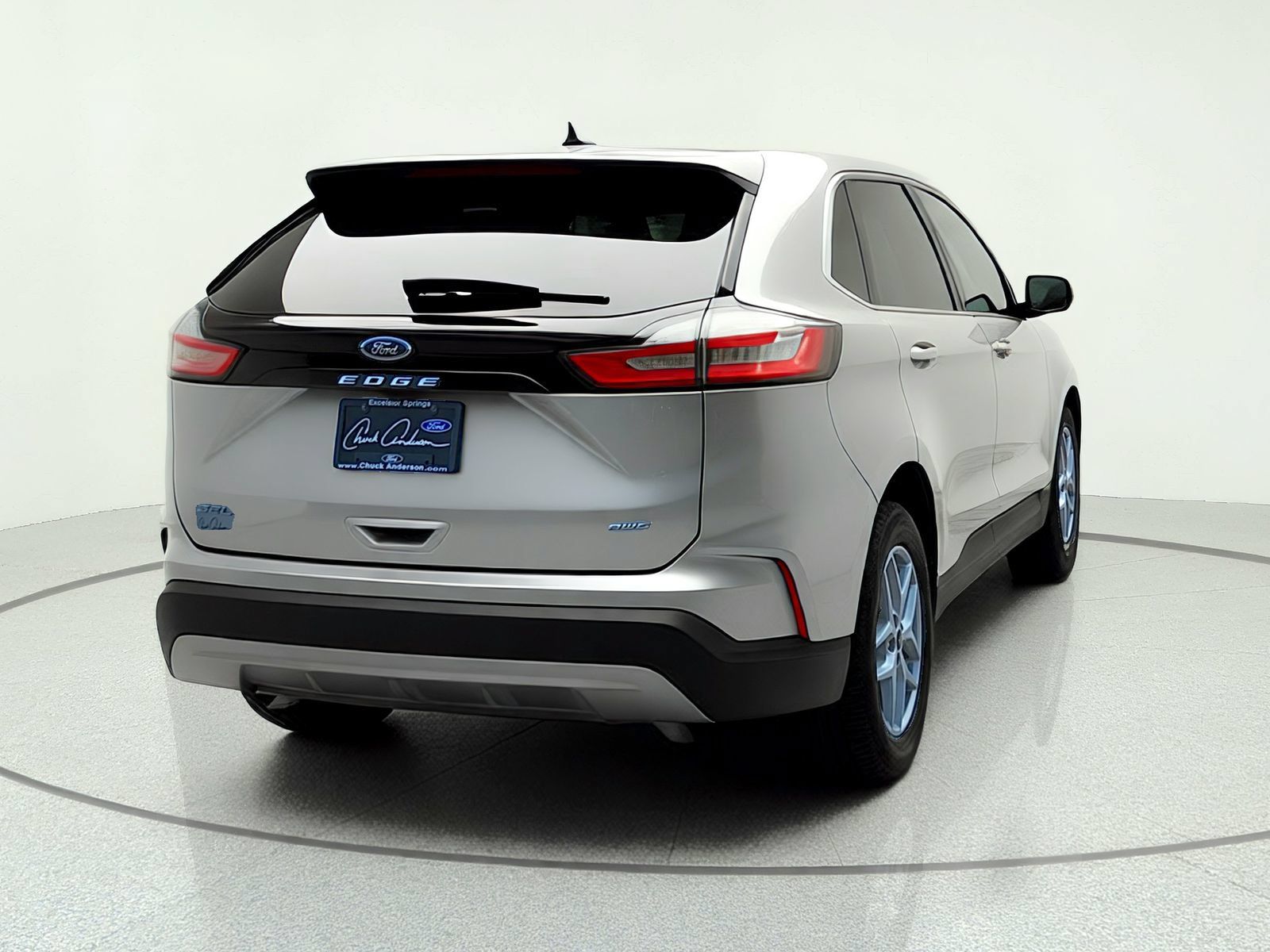 Used 2024 Ford Edge SEL w/ Convenience Package AWD/4WD image 7