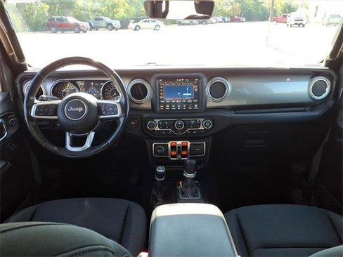 Used 2020 Jeep Gladiator Overland image 8