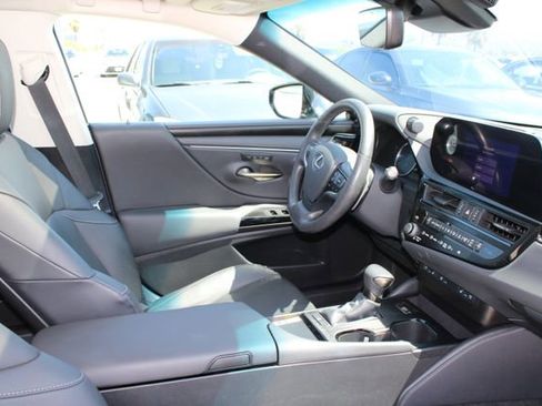 Certified 2023 Lexus ES 350 w/ Premium Package FWD image 5