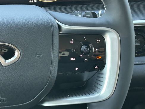 New 2026 INFINITI QX80 Luxe image 25